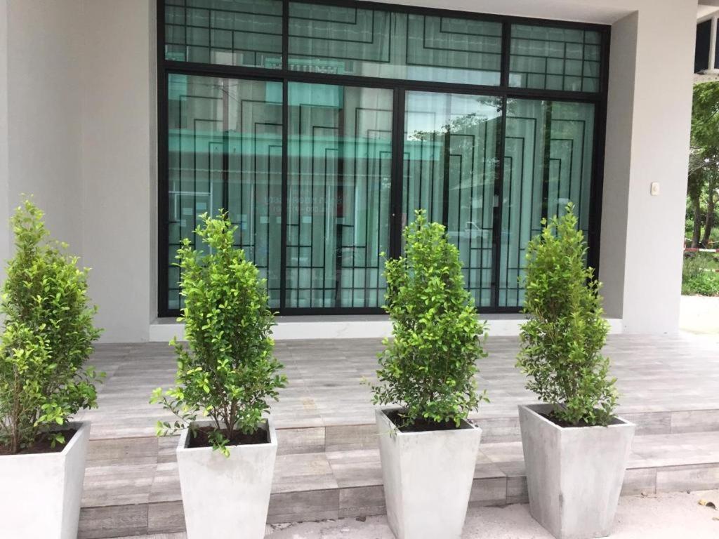 Green World Palace Hotel Songkhla Exterior photo